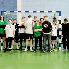 Powiatowe mistrzostwa w piłce ręcznej. Drużyna z Mycielewa na podium