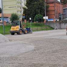 Trwają prace. Modernizacja Orlika w Kcyni