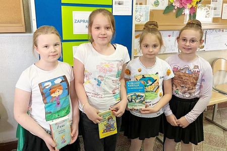 fot. Szkoła Podstawowa im. ppor. Marka Uleryka w Dziewierzewie